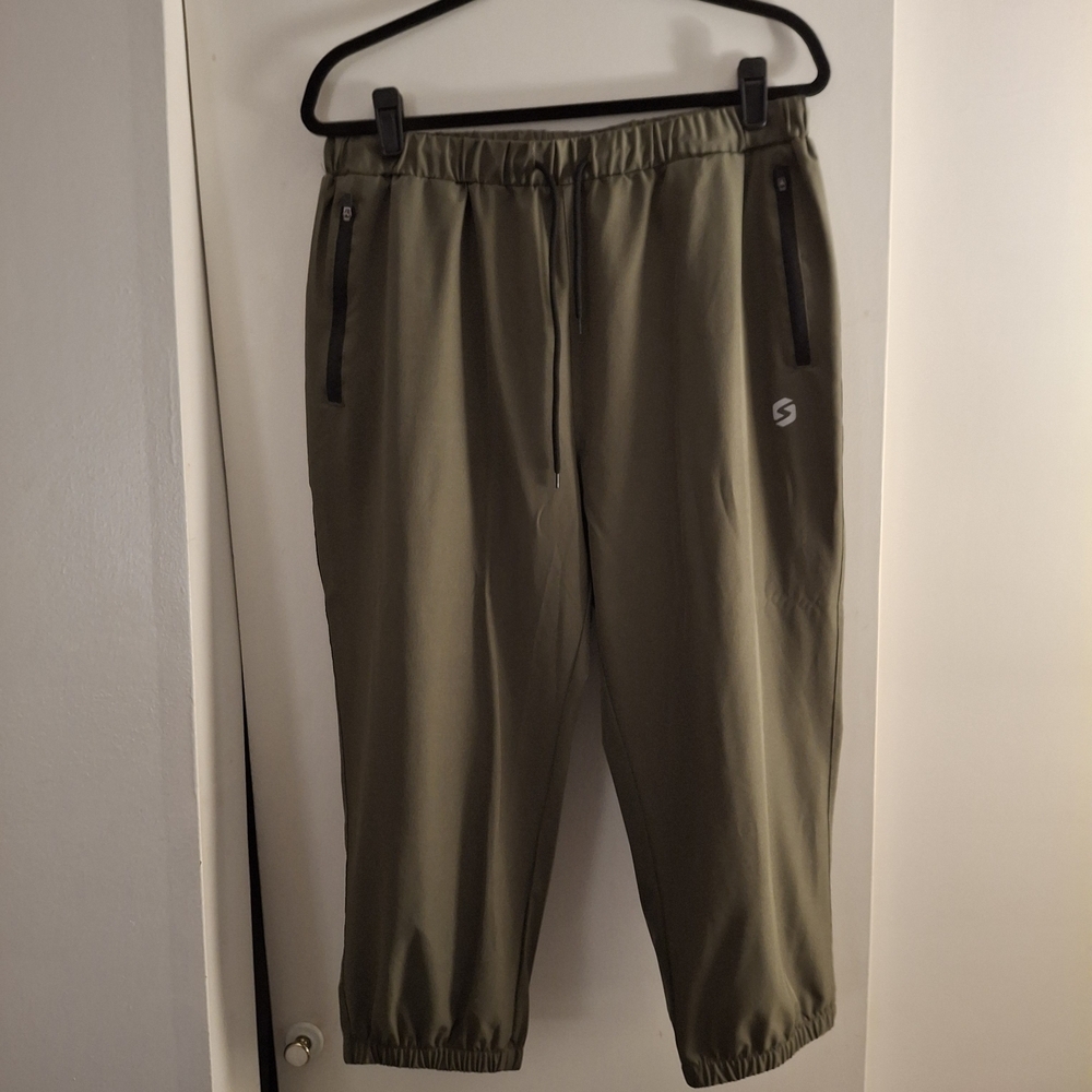 Spo Wind Women's Cropped Olive Green Jogger Pants